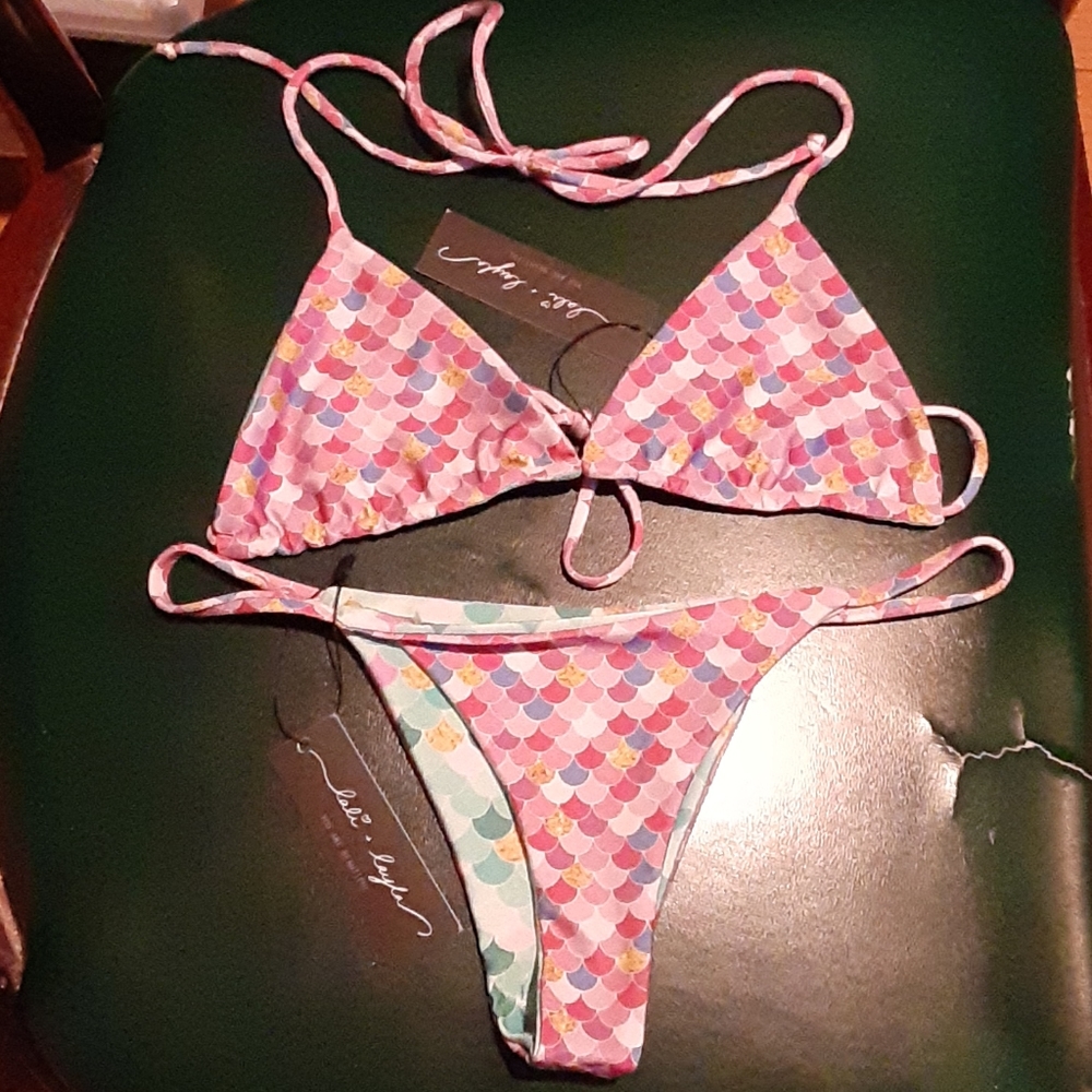Lali + Layla Bikini